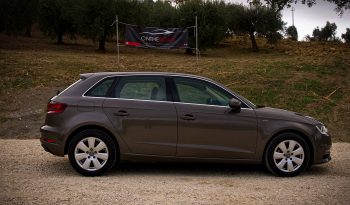 
									Audi A3 Sportback g-tron full								